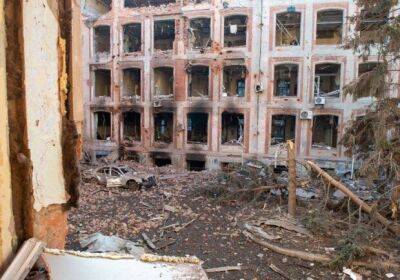 Экоинспекторы подсчитали ущерб от разрушения университета в Харькове