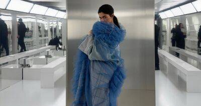 Кайли Дженнер посетила мужскую Неделю моды в Париже в латексном белье