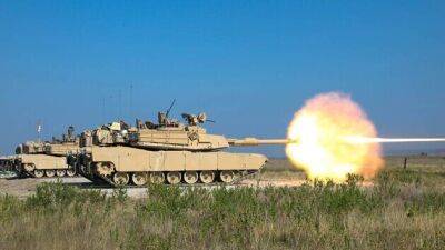 В США озвучили детали закупок и сроки поставок танков Abrams для Украины