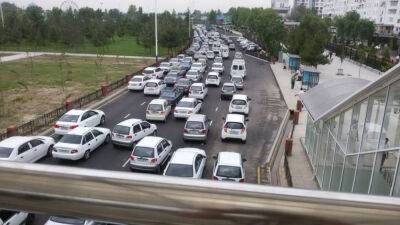 Ташкентский хокимият намерен разгрузить пробки за счет интеллектуальных перекрестков