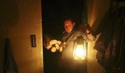 Без света почти весь день: в ДТЭК назвали причину длительного отключения электричества на Киевщине
