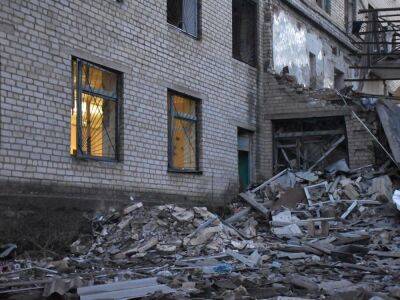 Российские оккупанты обстреляли медучреждение и частные дома в Краматорске – мэр
