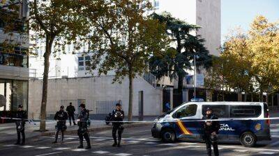 Испанская полиция арестовала подозреваемого в рассылке самодельных бомб по почте - golos-ameriki.ru - США - Украина - Испания - Мадрид