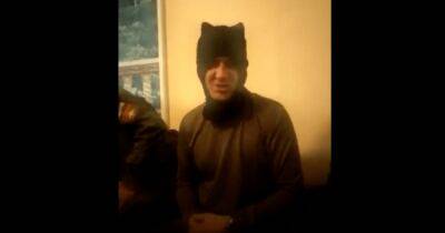 "Российский Бэтмен": мобилизованным из РФ прислали балаклавы с ушками (видео)