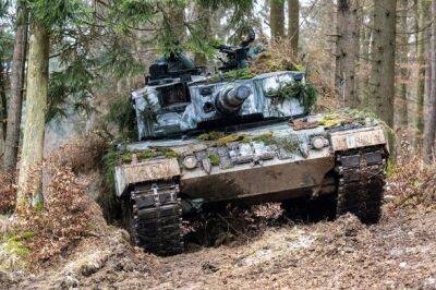 Танки Leopard 2 будут полностью введены в эксплуатацию в Украине через два-три месяца - Португалия
