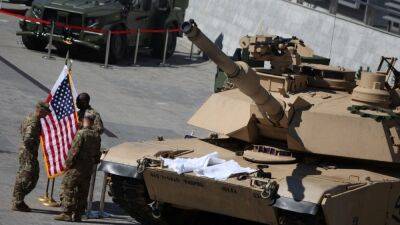 NYT: Байден принял решение поставить танки Украине в последние дни