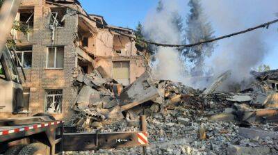 Россияне атаковали поселок на Харьковщине, есть жертвы