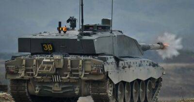 Британцы сказали, когда отправят Украине танки Challenger 2