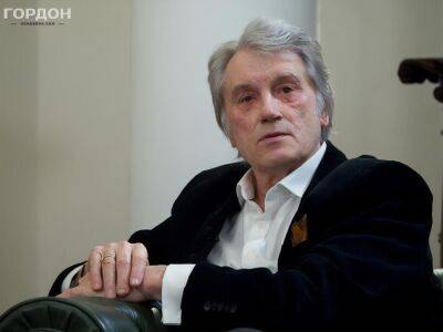 Ющенко: Я смотрю хронику, когда Путин за Собчаком портфельчик несет... Думаю, это пик его природной карьеры