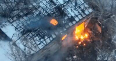 "Разбегались со спущенными штанами": в ВСУ показали, как уничтожили склад с БК россиян (видео)