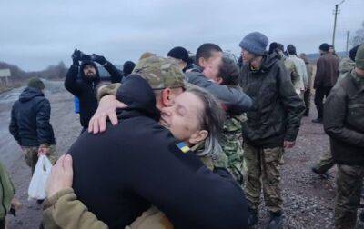 Украина планирует репатриировать из плена РФ 800 человек - омбудсмен