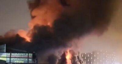 В Москве загорелся новый склад горючего: горят две тысячи квадратов (ВИДЕО)