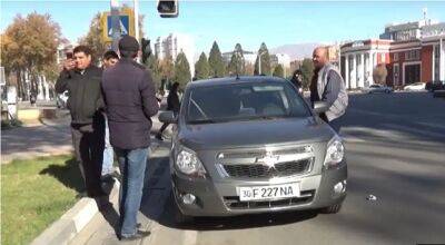 Таможенная служба: в Таджикистане находится 30 тысяч автомобилей с российскими номерами
