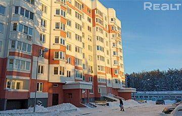 Почти на курорте: в лесу рядом с Минским морем продается необычная квартира