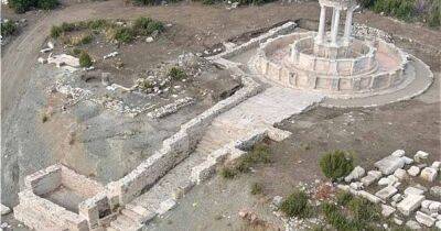 2000-летний фонтан из древнего "Города гладиаторов", разрушенный землетрясением, снова "ожил"