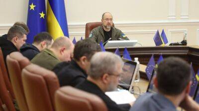 Оборона, НАТО, восстановление Украины: премьер назвал десять приоритетов Кабмина на 2023 год