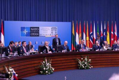 Война затягивается: страны НАТО призвали увеличить расходы на оборону