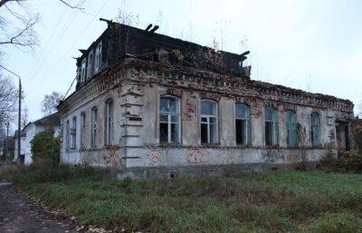 Местные жители купили на аукционе два аварийных памятника архитектуры в Осташкове