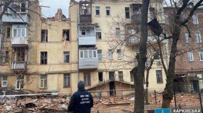 Удар по дому в Харькове: 15 жильцов эвакуировали сразу после взрыва