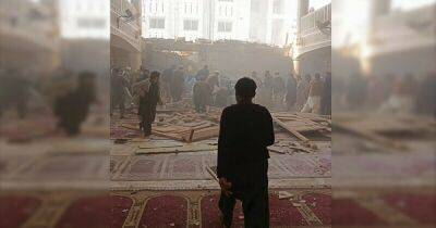Теракт в Пакистане: взрыв в мечети в Пешаваре унес жизни 17 человек (видео)
