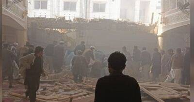 В Пакистане при взрыве в мечети погибли 17 человек, ранены более 90