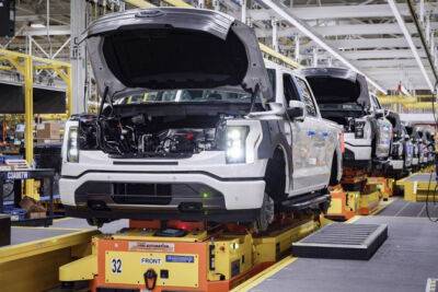 Ford к 2030 году перейдет на выпуск электрокаров в Европе
