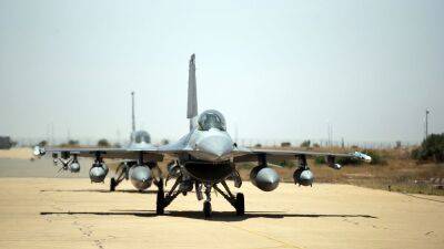 Истребители для Украины: США не отправят F-16, Франция взвешивает "за" и "против"