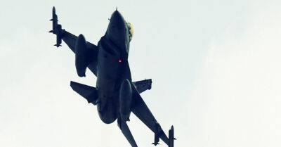 Байден: США не поставят Украине истребители F-16