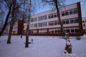 Из-за самодельной взрывчатки из школы Вильнюса эвакуированы школьники и работники