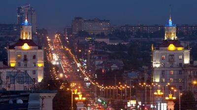 Россияне атаковали Запорожье: загорелся объект гражданской инфраструктуры, есть раненый