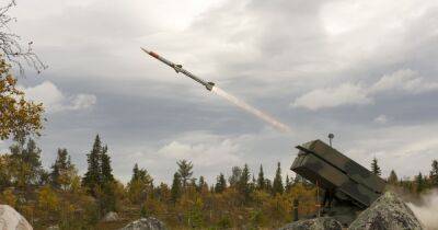 Украина для сбития дешевых дронов использует более дорогие ракеты ПВО, — NYT