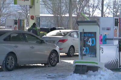 Снова цены на бензин и дизель: водителям сообщили неприятные новости