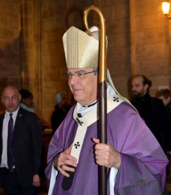 Колишнього архієпископа Парижа звинувачено в сексуальному насильстві
