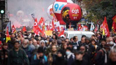 Франция: профсоюзы объявили мобилизацию против пенсионной реформы