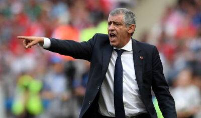 Экс-тренер Португалии Сантуш может продолжить карьеру на Ближнем Востоке