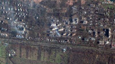 Maxar показывает разбомбленный Бахмут на спутниковых снимках