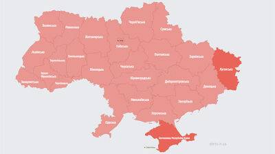 По всей Украине воздушная тревога, в Беларуси – в небе истребители