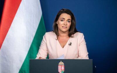 Глава Венгрии назвала "шагом к миру", предложенное РФ "перемирие"