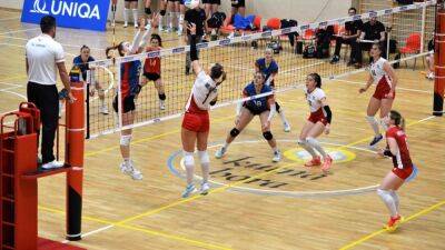 Прометей проиграл Простейову, но остался лидером женского чемпионата Чехии по волейболу