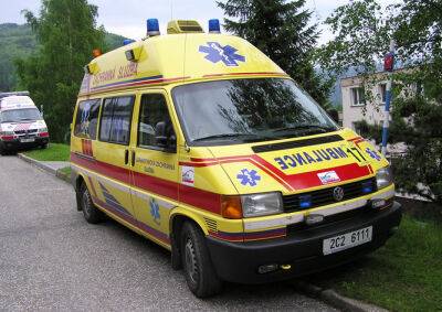 Скорая наркотическая помощь: чехи развозили метамфетамин на медицинском авто