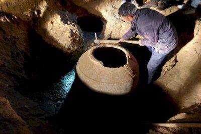 Урны эпохи Сасанидов обнаружены на северо-западе Ирана