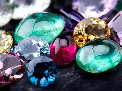 Властивості 25 дорогоцінних каменів: кому які мінерали підходять