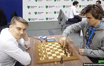 Видео с белорусским шахматистом, на игру с которым бежал чемпион мира Карлсен, стало хитом Сети