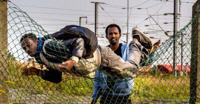 Просивший убежище в Латвии гражданин Эритреи наказан за поддельный паспорт