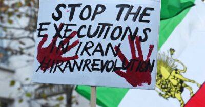 В Иране повесили еще двоих участников протестов