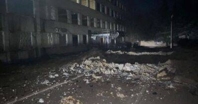 Оккупанты атаковали ракетами многоэтажки в Краматорске, в Бахмуте есть погибший (ФОТО)