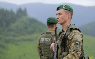 На кордоні зі Словаччиною за добу затримали 12 ухилянтів