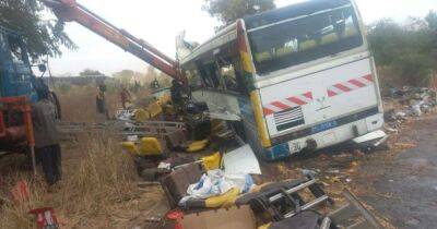Погибли 40 человек: в Сенегале произошло ДТП с двумя автобусами (фото, видео)