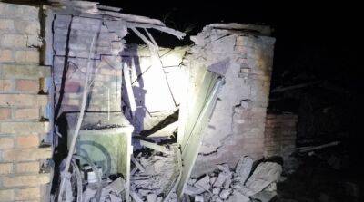 Российские террористы к ночи снова били по Никополю из артиллерии