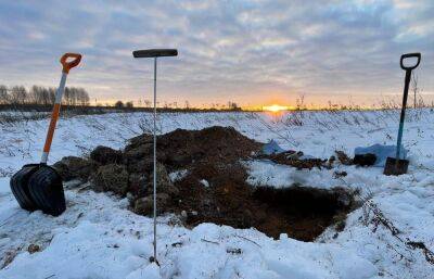 В Ржевском районе поисковики обнаружили останки трех красноармейцев